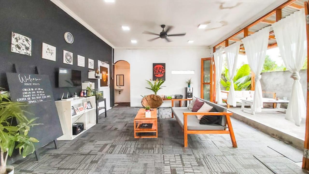 Beanbag Bintan Backpacker Hostel Kangkakawal Exterior photo