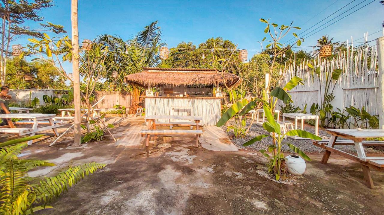 Beanbag Bintan Backpacker Hostel Kangkakawal Exterior photo
