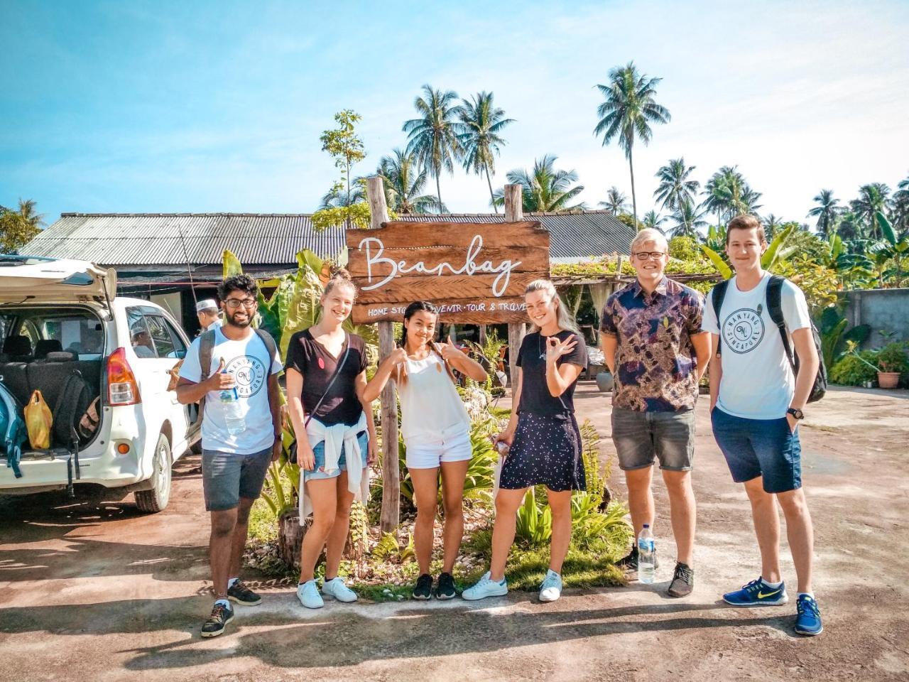 Beanbag Bintan Backpacker Hostel Kangkakawal Exterior photo